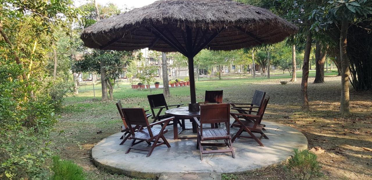Lumbini Buddha Garden Resort Екстер'єр фото